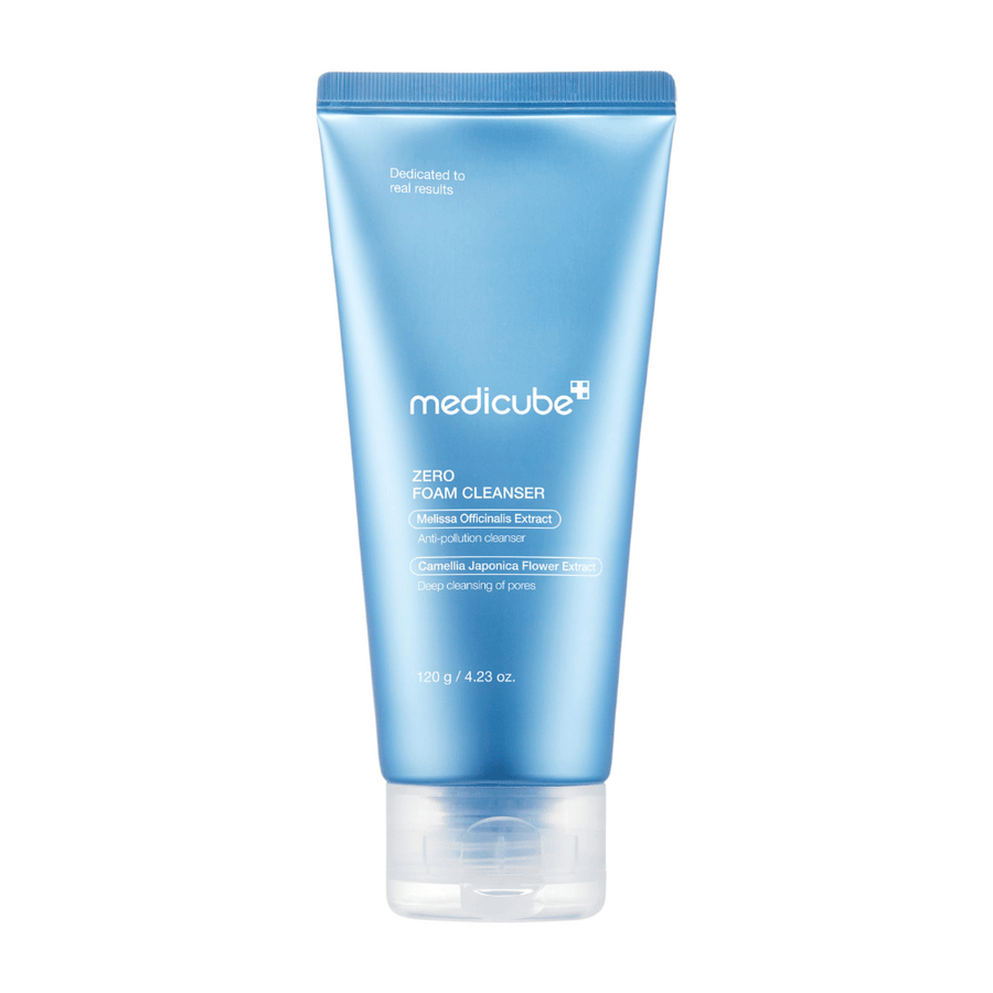 Medicube Zero Foam Cleanser – Djuprengörande ansiktsrengöring för en fräsch och balanserad hud.
🌿 Melissa Officinalis-extrakt – Skyddar huden mot föroreningar.
🌸 Camellia Japonica-blomextrakt – Rengör porerna på djupet.
