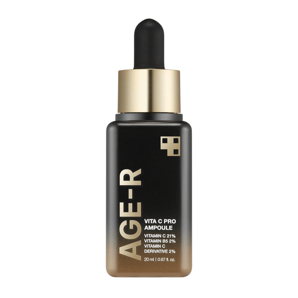 Flasche von Medicube Age-R Vita C Pro Ampoule, ein Produkt, das 21% Vitamin C, 2% Vitamin B5 und 2% Vitamin C-Derivat enthält. Die schwarze und goldene Verpackung hat eine Pipette für eine genaue Anwendung. Das Produkt ist entworfen, um die Haut aufzuhellen und die Struktur zu verbessern.