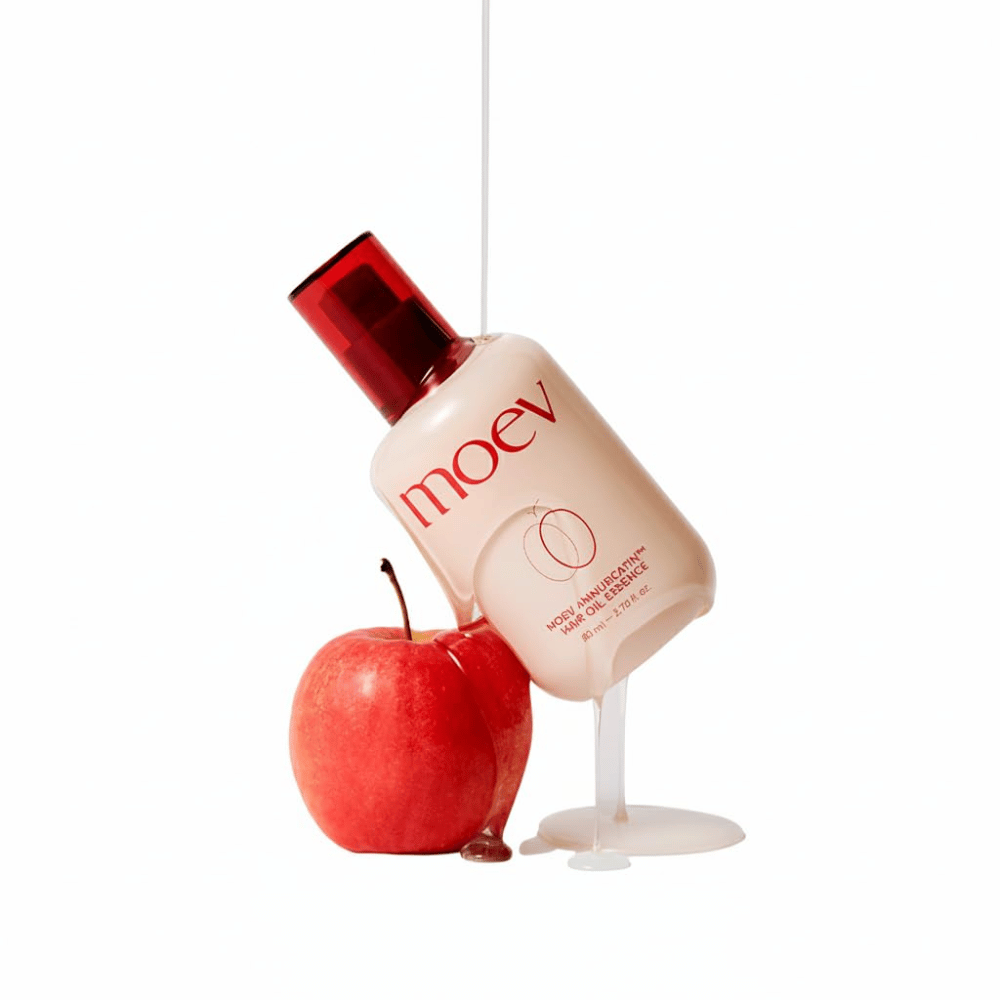 MOEV Annurcatin Hair Oil Essence mit rotem Apfel – Haaröl inspiriert von den Antioxidantien des Annurca-Apfels für stärkere, glänzendere und gesündere Haarsträhnen.