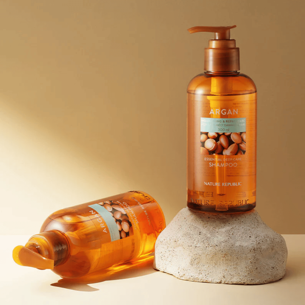 Nature Republic Argan Essential Moisture Repairing Shampoo 300 ml – pflegendes Shampoo mit Arganöl für trockenes und geschädigtes Haar.