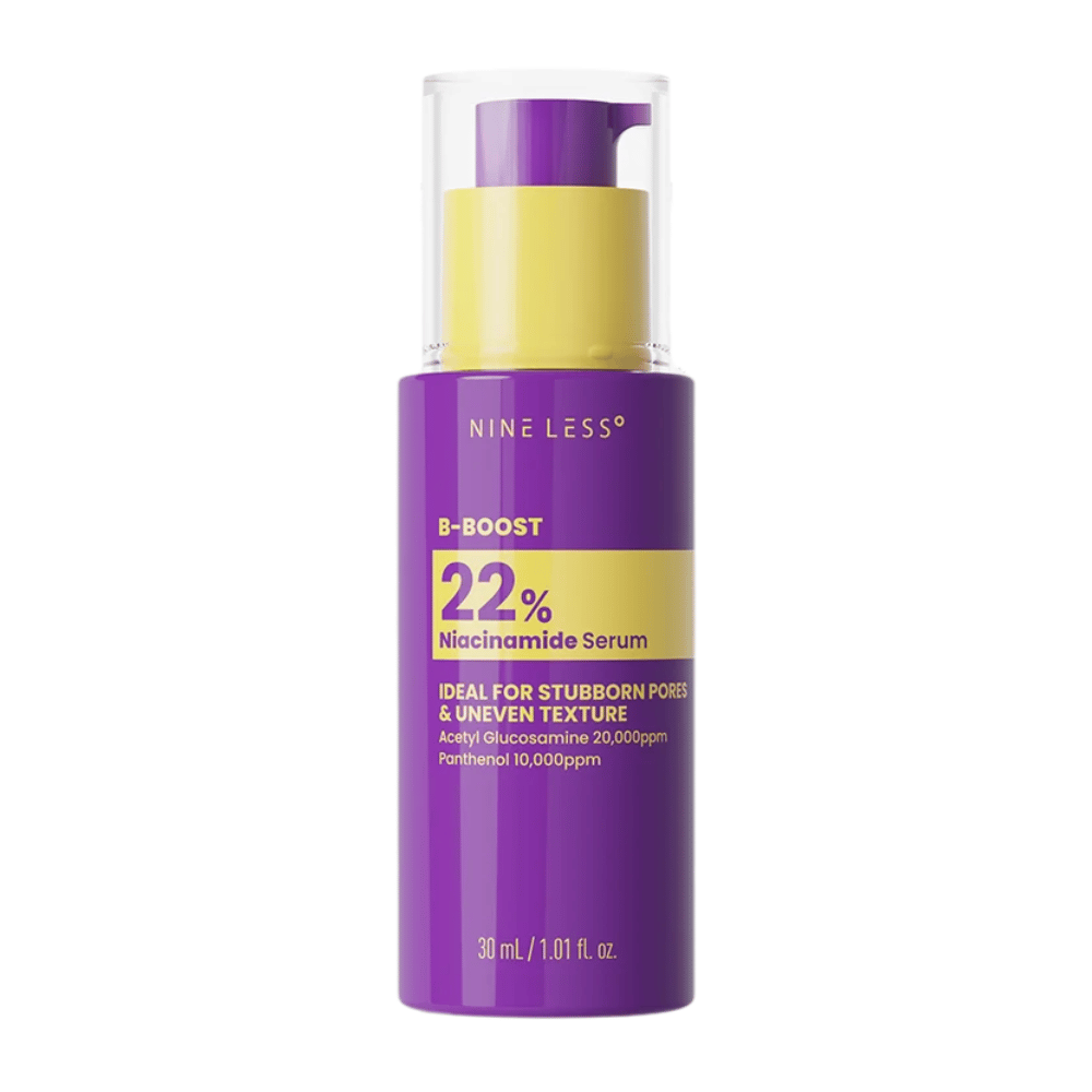 7. NINE LESS B-Boost 22% Niacinamide Serum 30 ml – violette Pumpflasche mit 22 % Niacinamid gegen ungleichmäßige Hautstruktur