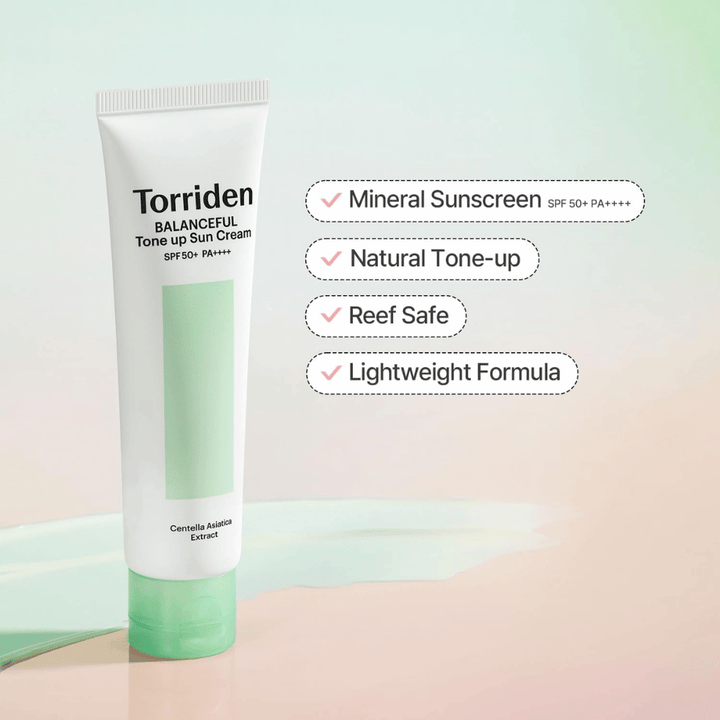 Torriden Balanceful Tone Up Sun Cream SPF50+ PA++++ präsentiert mit Fokus auf mineralbasiertem Sonnenschutz, natürlichem Tone-up-Effekt, reef-safe Formel und leichter Textur.