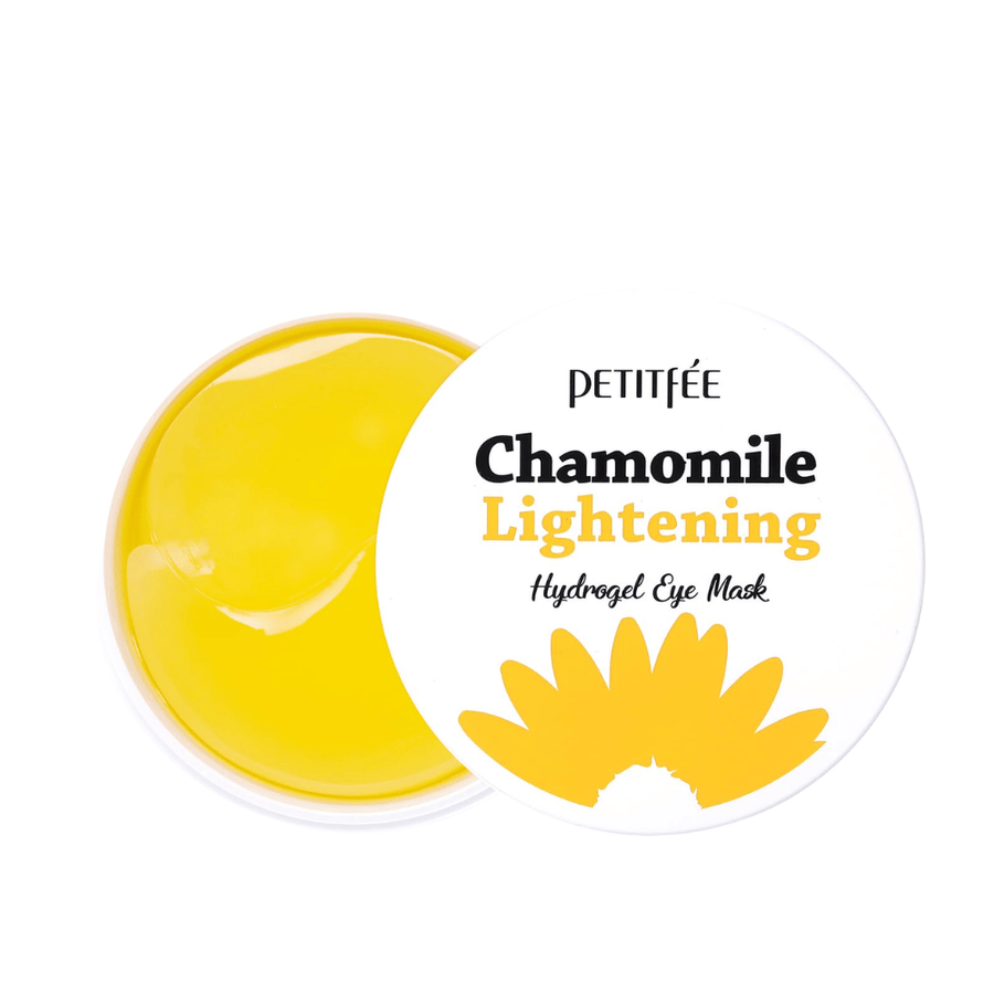 Freigestelltes Produktbild von PETITFEE Chamomile Lightening Hydrogel Eye Mask mit geöffneter Dose, die die gelben Hydrogel-Patches und die stilvolle weiße Verpackung zeigt.