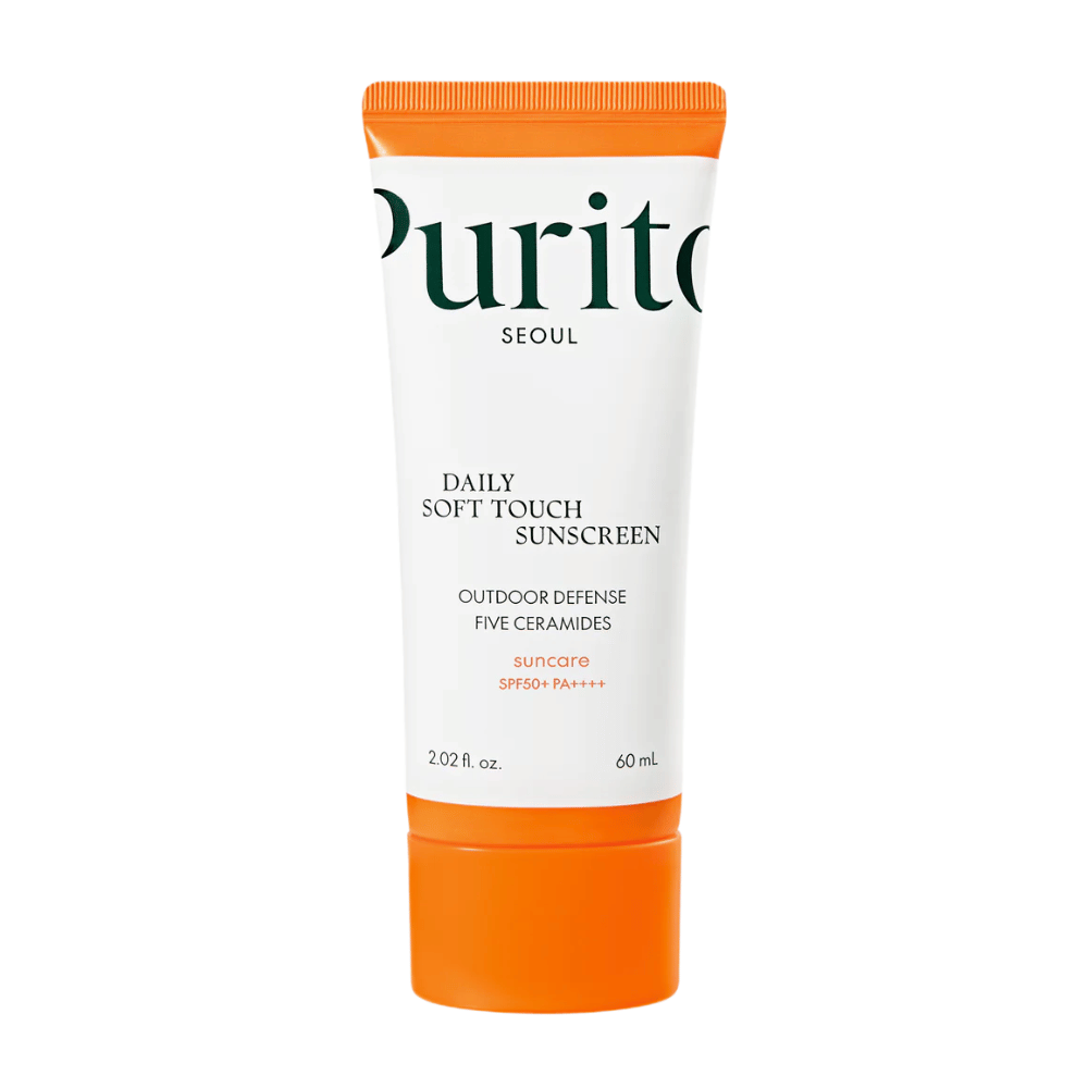 Purito Daily Soft Touch Sunscreen ist ein Sonnenschutz mit SPF50+ PA++++, der effektiven Schutz gegen sowohl UVA- als auch UVB-Strahlen bietet. Die seidenweiche Formel zieht schnell ein, ohne einen weißen Film zu hinterlassen, und ist für alle Hauttypen geeignet, auch für empfindliche Haut. Angereichert mit fünf verschiedenen Ceramiden stärkt es die Hautbarriere und hält die Haut den ganzen Tag lang mit Feuchtigkeit versorgt. Perfekt für den täglichen Gebrauch – leicht, schützend und pflegend.