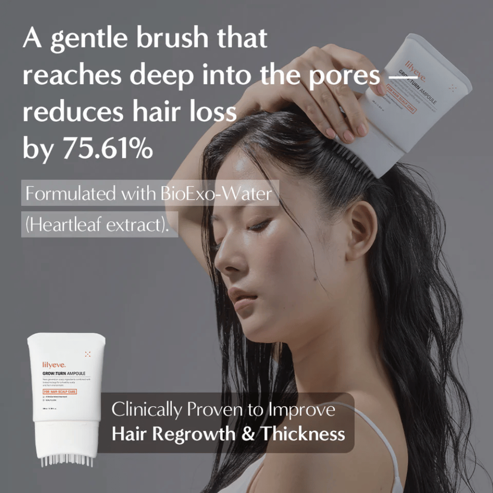 Lifestyle-Bild, auf dem eine Person das Produkt mit der Bürste direkt auf die Kopfhaut aufträgt, mit Fokus auf Haarwachstum und verminderten Haarausfall.