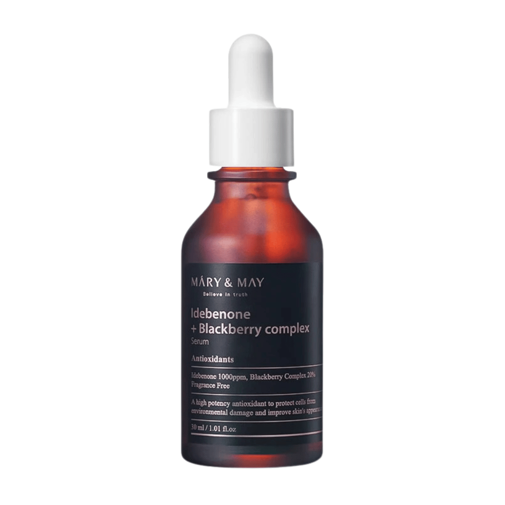 Bild von MARY & MAY Idebenone + Blackberry Complex Serum in einer eleganten, dunklen Glasflasche. Das Serum enthält 1000 ppm Idebenon und 20% Brombeerkomplex, was starke Antioxidantien bietet, um die Haut vor Umweltschäden zu schützen und ihr Aussehen zu verbessern. Das Design der Flasche hebt die Qualität und Wirksamkeit des Produkts hervor.