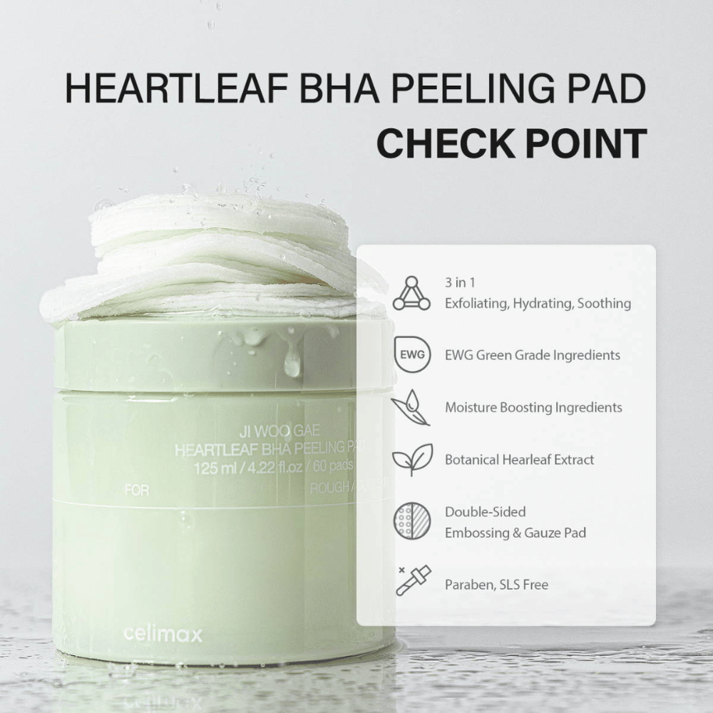Celimax Ji Woo Gae Heartleaf BHA Peeling Pad ist ein multifunktionales Produkt, das die Haut exfoliert, mit Feuchtigkeit versorgt und beruhigt. Mit einer EWG-grünen Klassifizierung enthält es feuchtigkeitsspendende Inhaltsstoffe und botanischen Herzblattextrakt.
