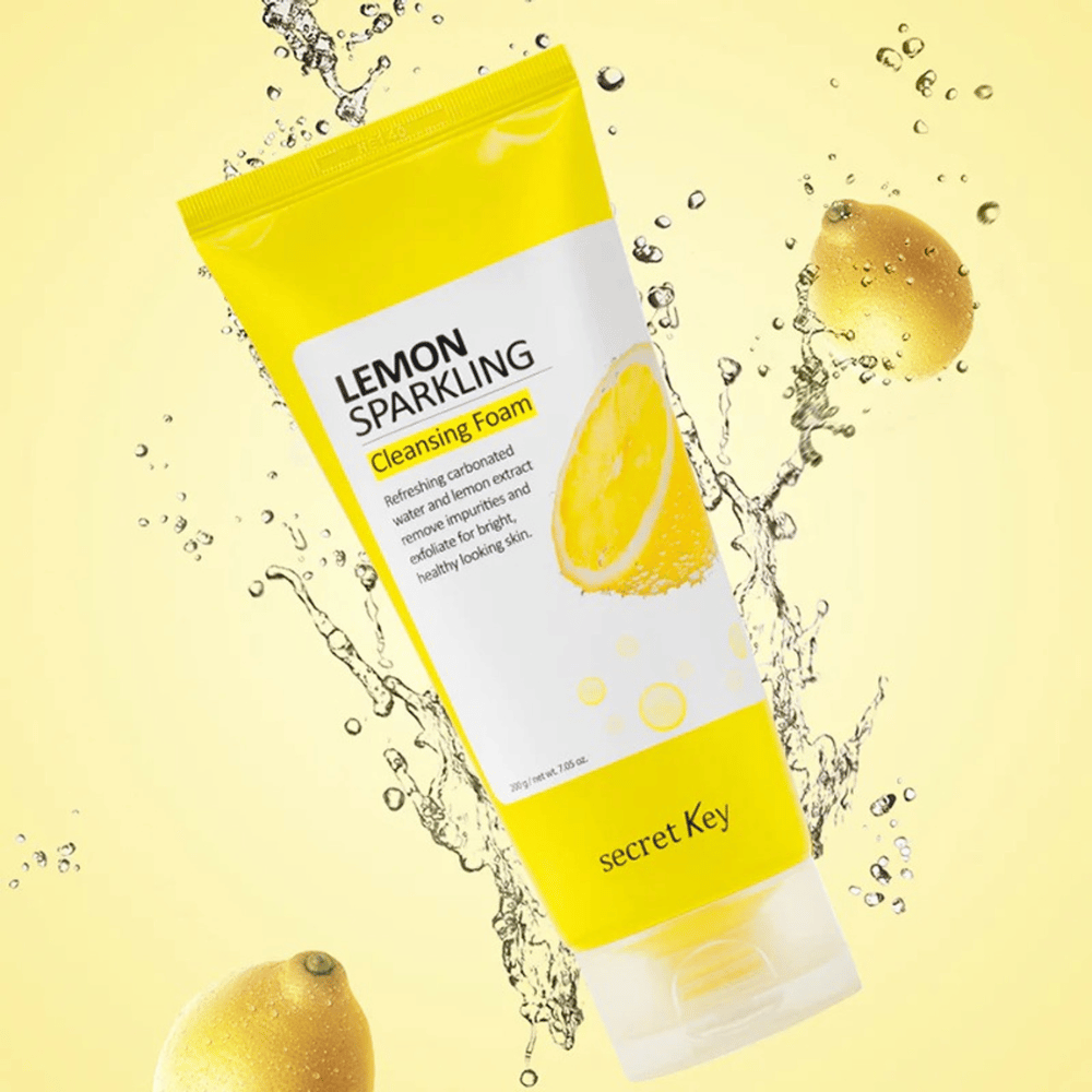 Lemon Sparkling Cleansing Foam von Secret Key – erfrischende Schaumreinigung mit Zitronenextrakt, die Unreinheiten entfernt und die Haut klarer macht.