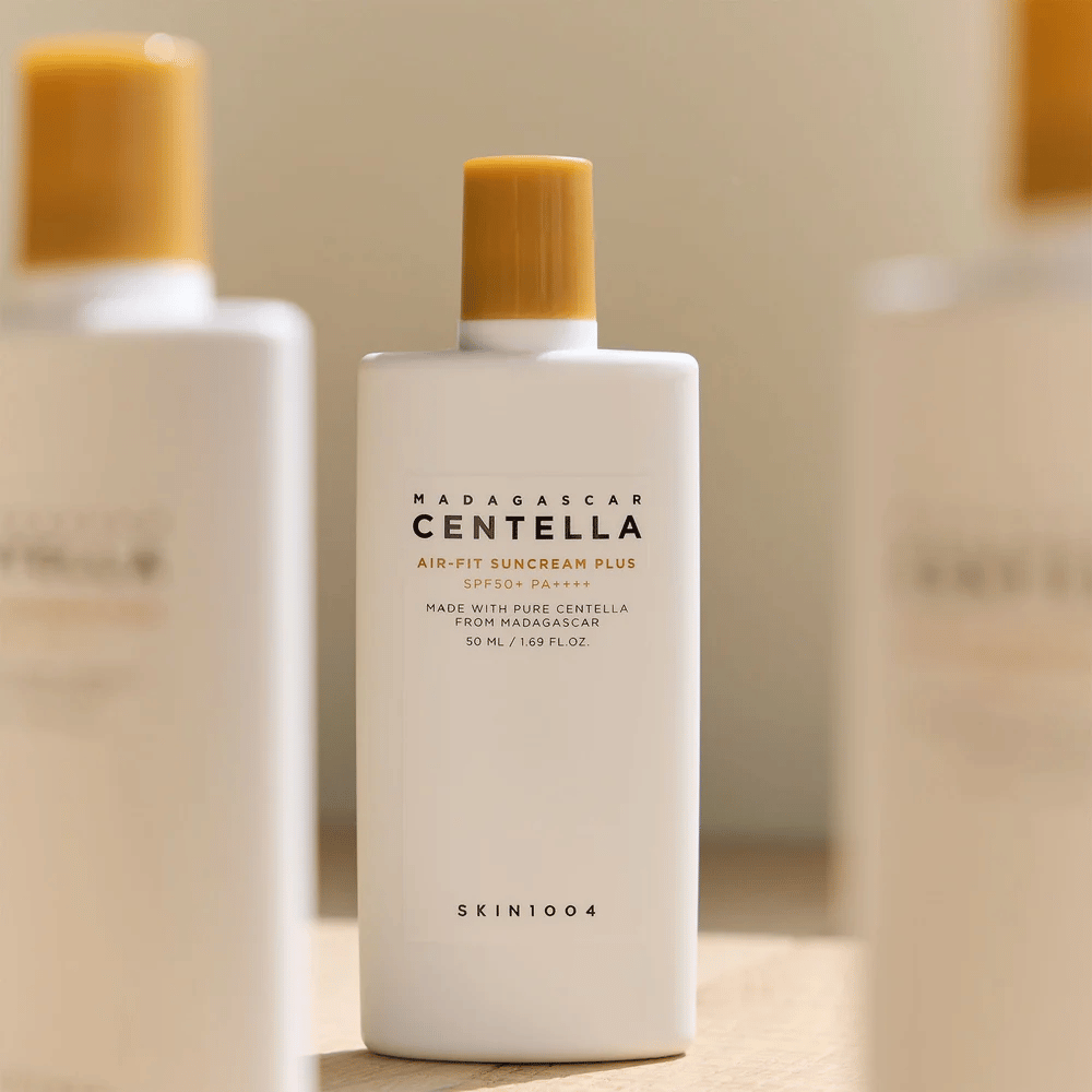 SKIN1004 Madagascar Centella Air-Fit Suncream Plus SPF50+ PA++++ Sonnenschutz mit Centella asiatica, der die Haut vor UV-Strahlen schützt und empfindliche Haut beruhigt