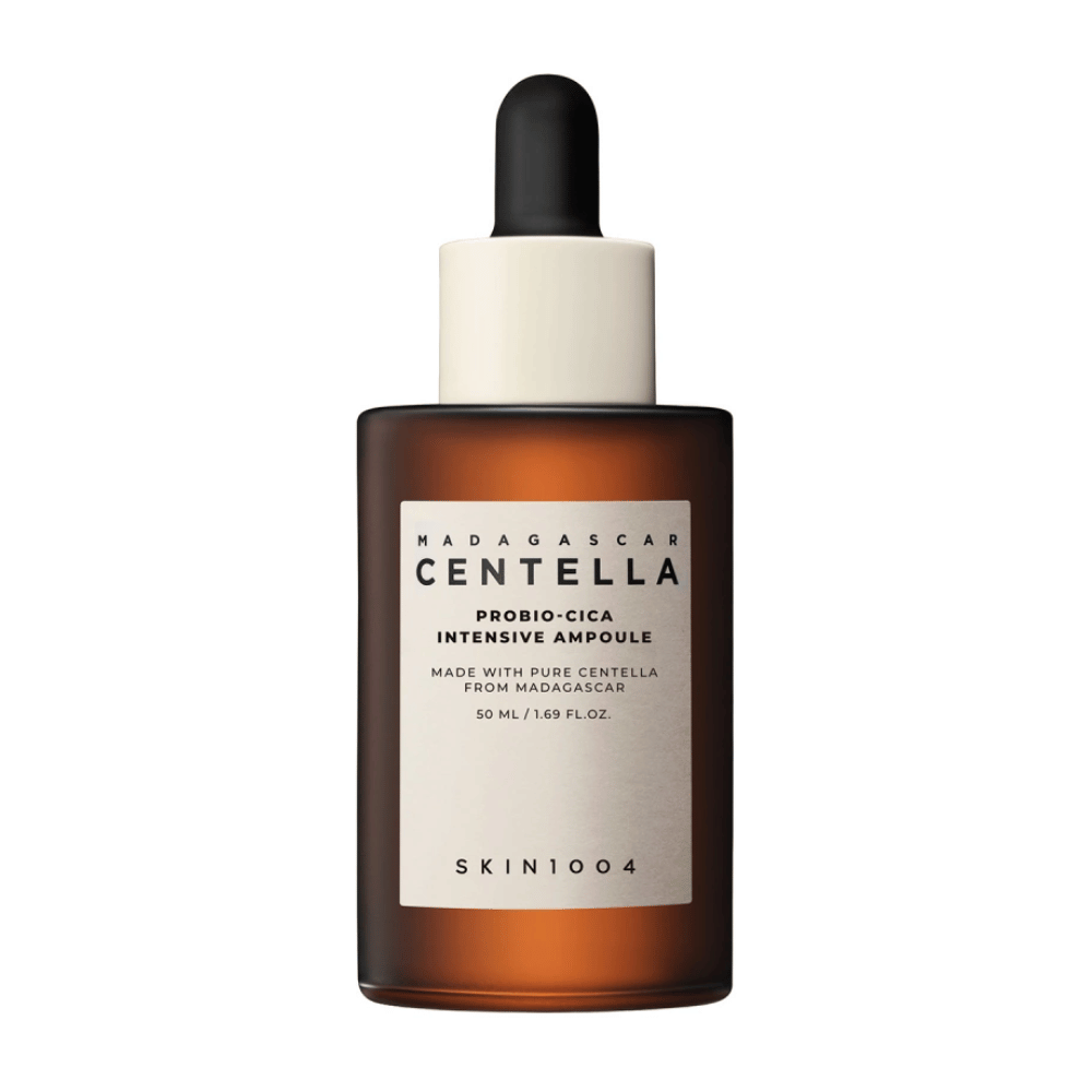 Flasche mit "Madagascar Centella Probio-Cica Intensive Ampoule" von SKIN1004, Hautpflege mit Centella aus Madagaskar.