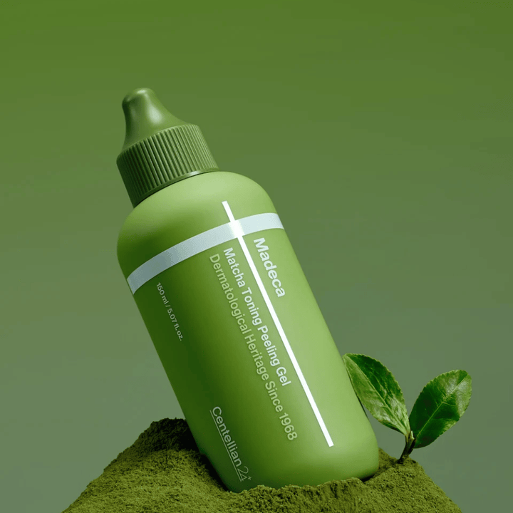 Centellian24 Madeca Matcha Toning Peeling Gel Produktbild – mildes koreanisches exfolierendes peeling gel mit Matcha, das hilft, die Hautstruktur zu verfeinern und eine frischere Haut zu geben.