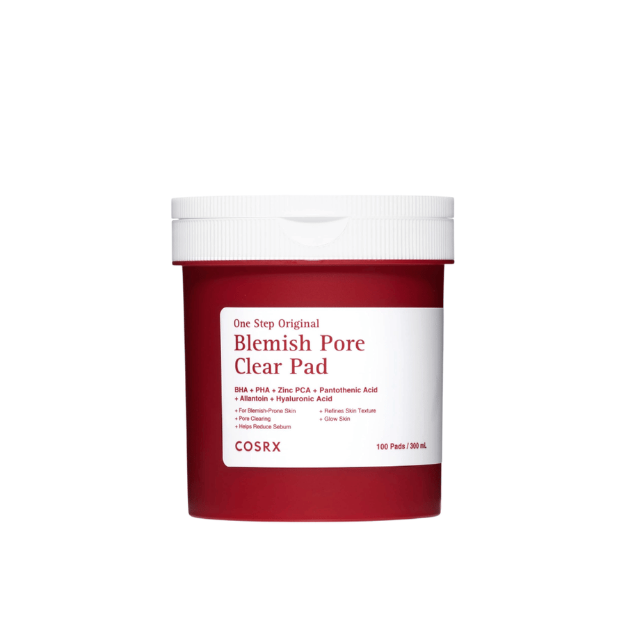 Freigestelltes Produktbild von COSRX One Step Original Blemish Pore Clear Pad in roter und weißer Verpackung vor hellem Hintergrund.