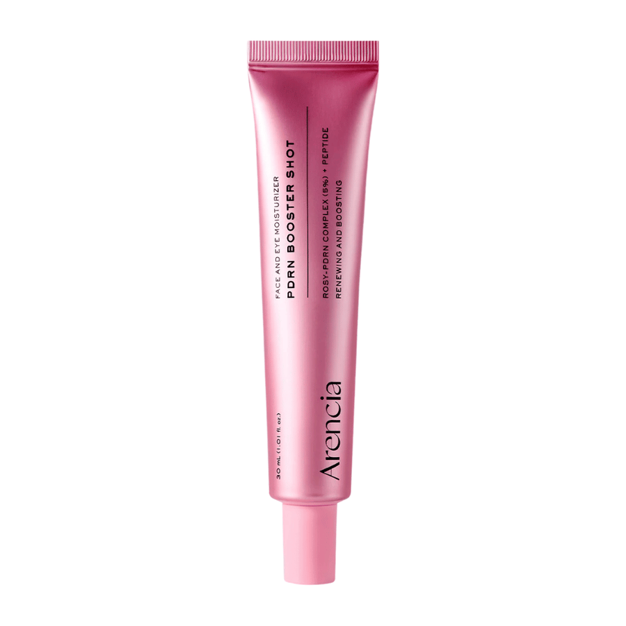 Reines Produktbild von Arencia PDRN Booster Shot mit minimalistischer rosa Verpackung und Fokus auf feuchtigkeitsspendende, regenerierende und glow-verleihende Hautpflege.