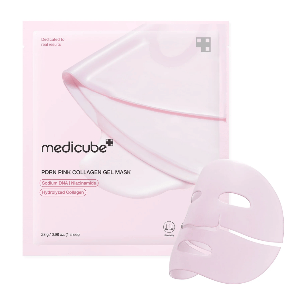 Eine hellrosa Verpackung von medicube PDRN Pink Collagen Gel Mask mit einer durchsichtigen Gelmaske daneben. Enthält Inhaltsstoffe wie Sodium DNA, Niacinamid und hydrolysiertes Kollagen für Elastizität und Feuchtigkeit.