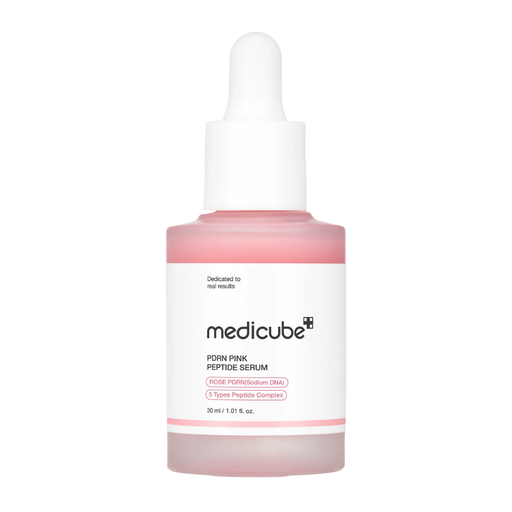 Medicube PDRN Pink Peptide Serum – Leuchtendes und regenerierendes Serum.

🌹 Rose PDRN (Natrium-DNA) – Stärkt die Hautbarriere und fördert die Zellerneuerung.
💖 5 Arten von Peptidkomplexen – Erhöht die Kollagenproduktion und verbessert die Hautelastizität.
✨ Verleiht Glanz – Reduziert Unebenheiten und verleiht der Haut ein strahlendes Aussehen.

Perfekt für eine gleichmäßige, feste und hydratisierte Haut!