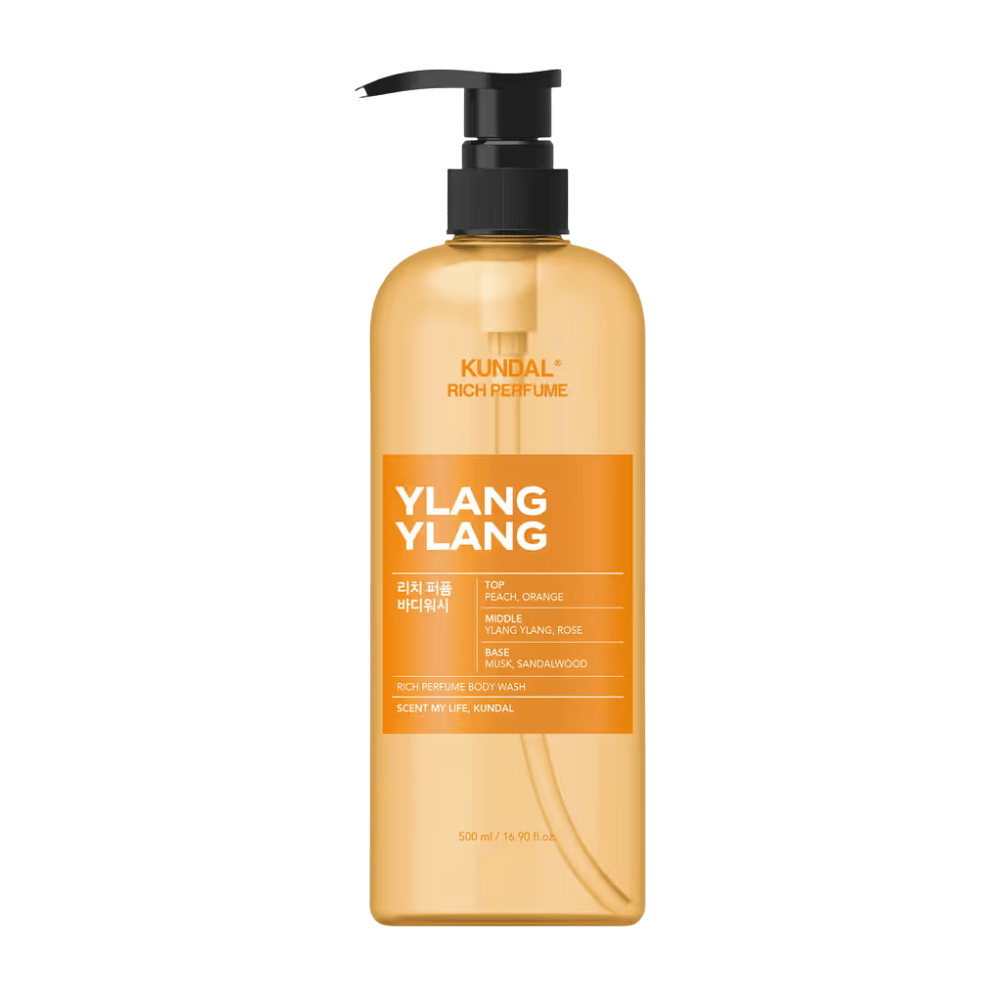 6. KUNDAL Rich Perfume Body Wash Ylang Ylang 500 ml – orangefarbene Duschseife mit Pumpspender