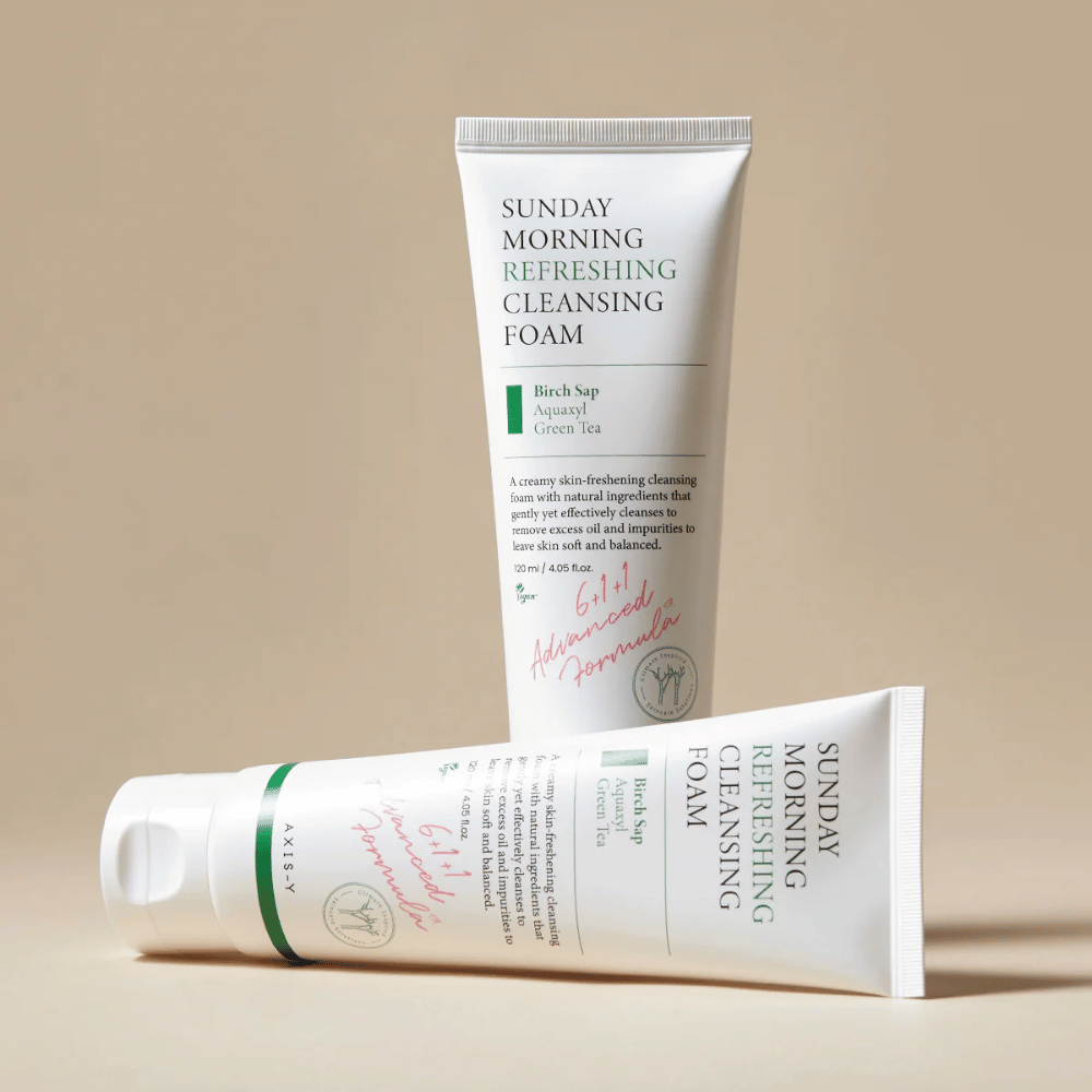 AXIS-Y Sunday Morning Refreshing Cleansing Foam mit zwei Produkten und natürlichen Inhaltsstoffen