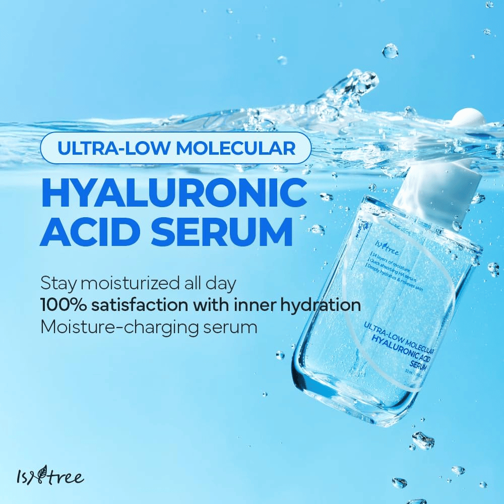 Isntree Ultra-Low Molecular Hyaluronic Acid Serum in Wasserumgebung, feuchtigkeitsspendendes Hyaluronsäureserum, das pralle Haut, erhöhten Glanz und langanhaltendes Feuchtigkeitsgleichgewicht bietet.
