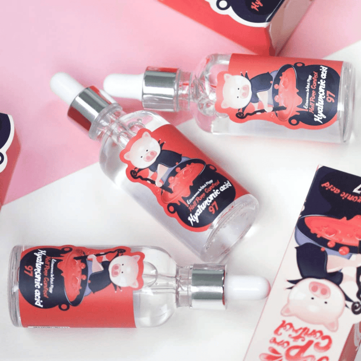 Elizavecca Witch Piggy Hyaluronic Acid 97 Serum in der Gruppe, koreanisches Feuchtigkeitsserum für trockene Haut, feuchtigkeitsarme Haut und verbesserte Hautelastizität.