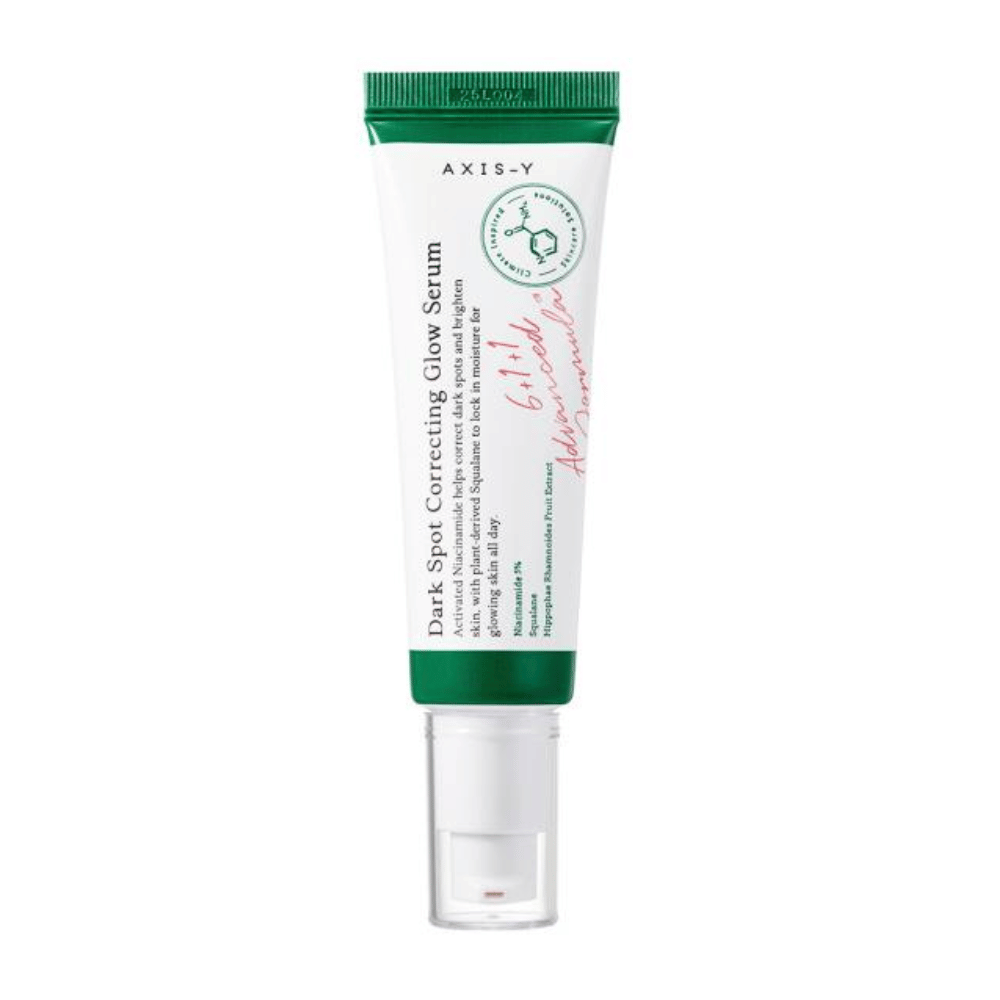 Eine Tube Dark Spot Correcting Glow Serum 50ml von AXIS - Y auf weißem Hintergrund.